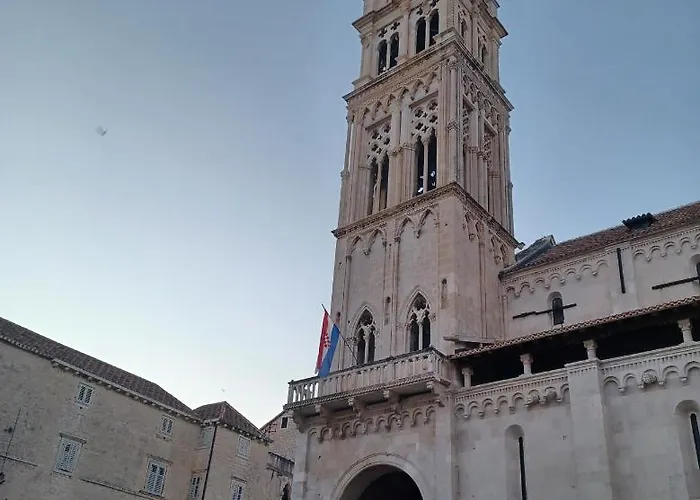 Adria Relax With Private Heated Pool Daire Trogir