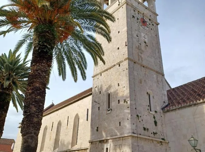 Adria Relax With Private Heated Pool * Trogir