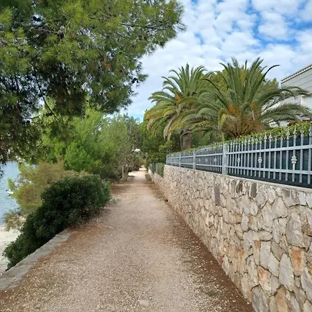 Adria Relax With Private Heated Pool Appartement Trogir