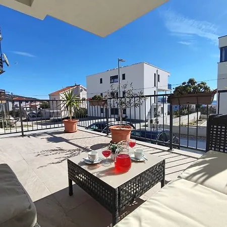 아파트 Adria Relax With Private Heated Pool *