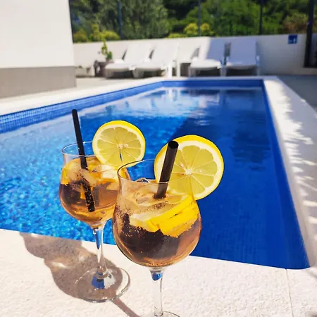 아파트 Adria Relax With Private Heated Pool *