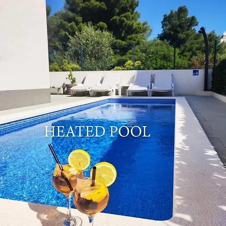 Adria Relax With Private Heated Pool 아파트