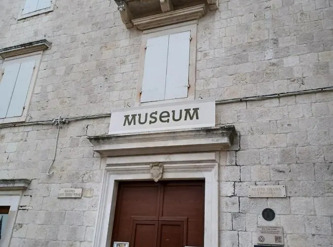 Adria Relax With Private Heated Pool