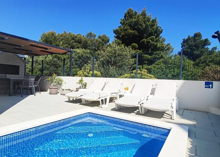 Adria Relax With Private Heated Pool * Trogir